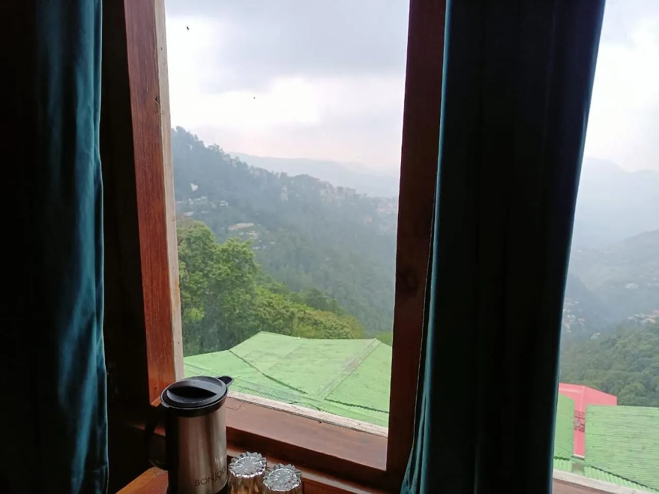 Zoz Hd Hotel Shimla