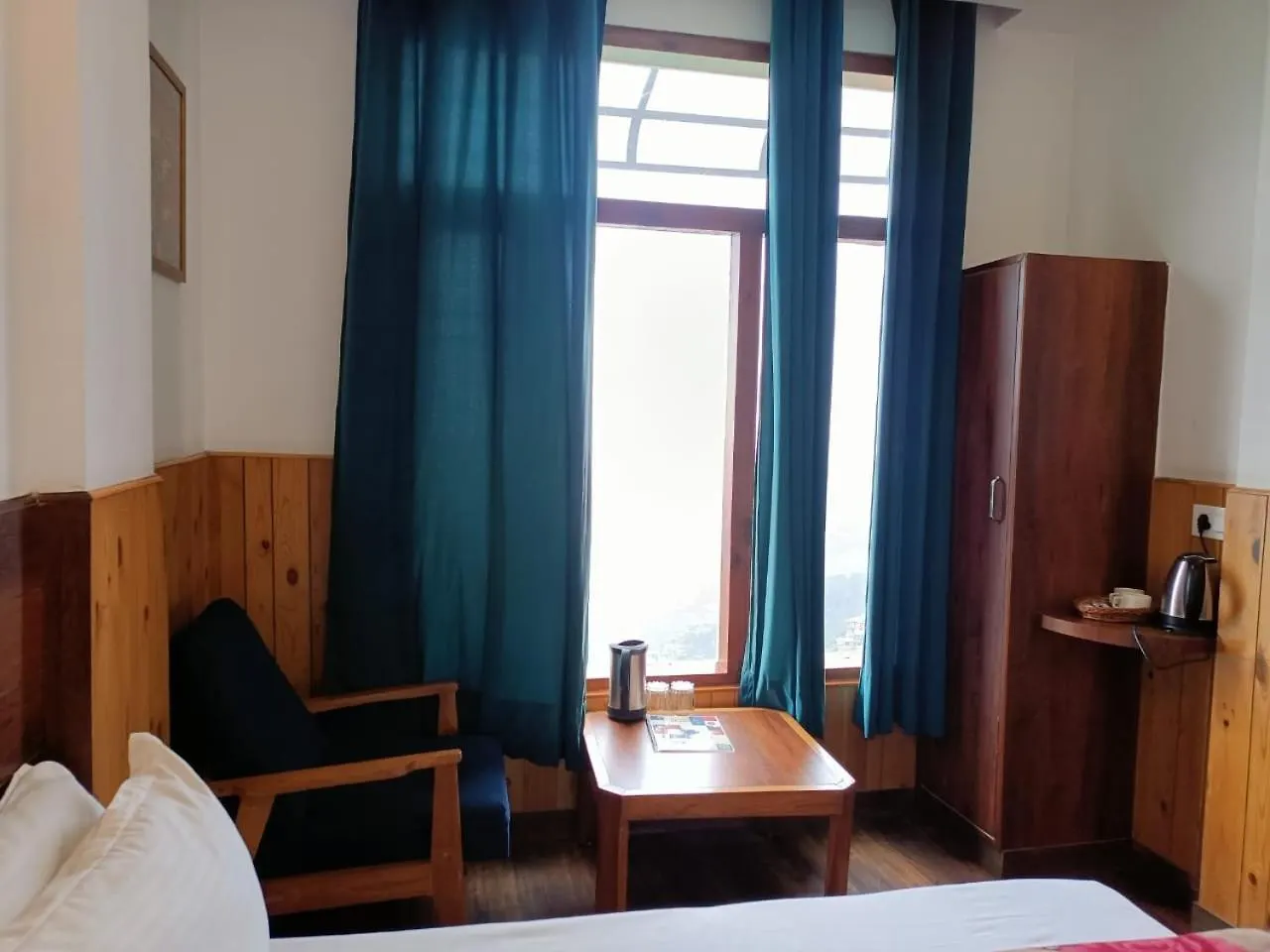Zoz Hd Hotel Shimla